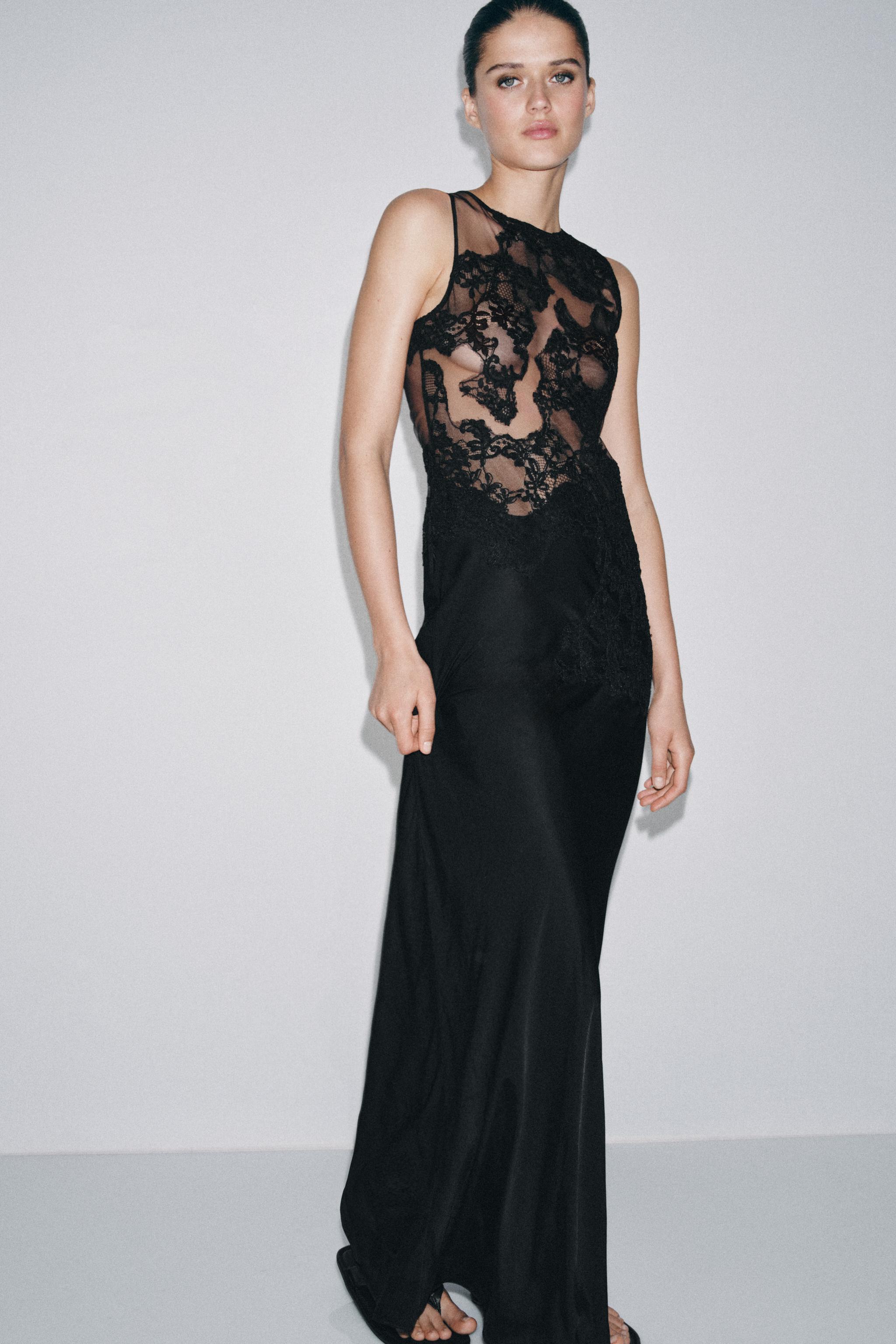 LONG COMBINATION MESH LACE DRESS